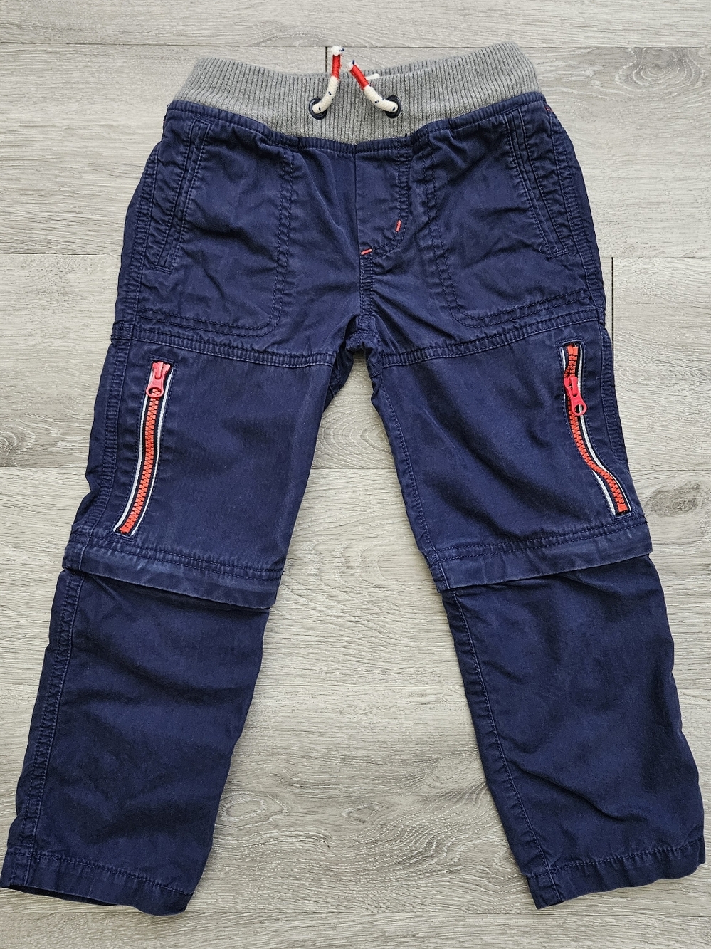 Mini Boden Boy's Navy Blue Cargo Pants Zippered Shorts Size 4Y